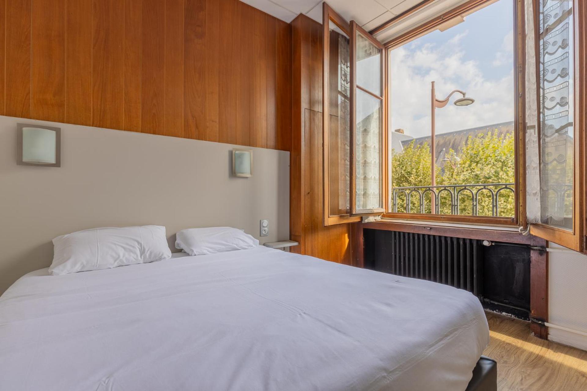 Hotel Bristol Metz Centre Gare Exterior photo