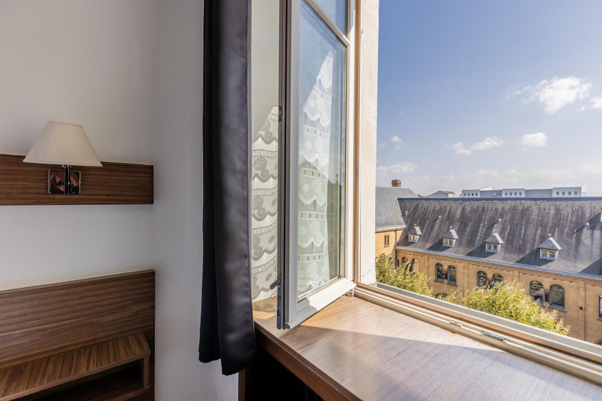 Hotel Bristol Metz Centre Gare Exterior photo