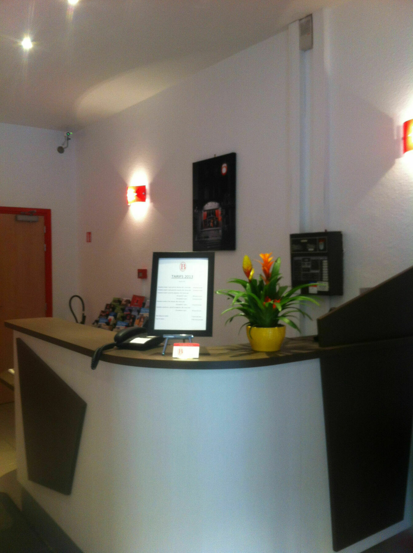 Hotel Bristol Metz Centre Gare Exterior photo